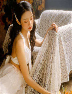 三男一女伦奷A片