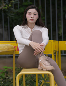 美女脱内裤,99热在线免费观看